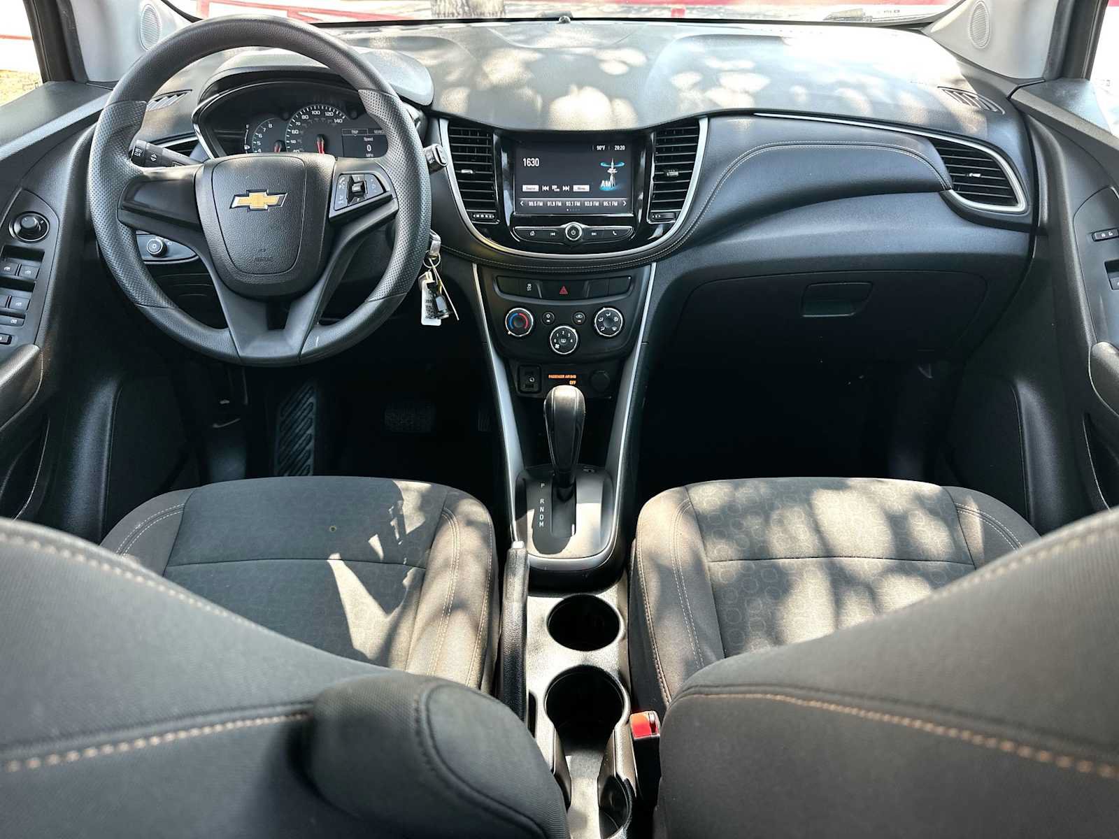 Used 2017 Chevrolet Trax LS AWD/4WD image 25