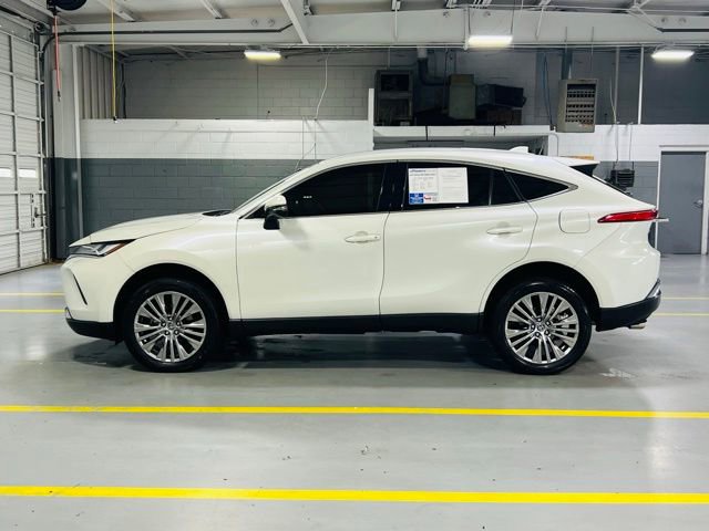 Used 2022 Toyota Venza Limited AWD/4WD image 15