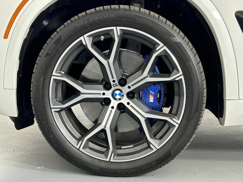 Used 2025 BMW X5 xDrive40i w/ M Sport Package AWD/4WD image 41
