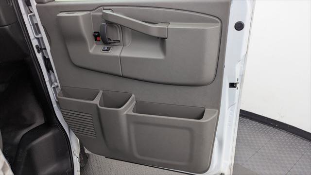 Used 2019 Chevrolet Express 2500 w/ Driver Convenience Package RWD image 19
