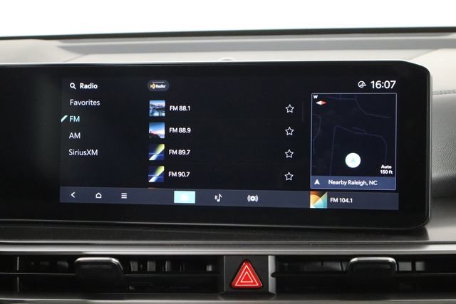 Certified 2025 Kia Sorento EX FWD image 29