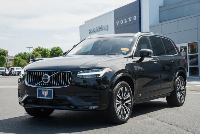 Used 2020 Volvo XC90 T6 Momentum w/ Protection Package Premier AWD/4WD image 3