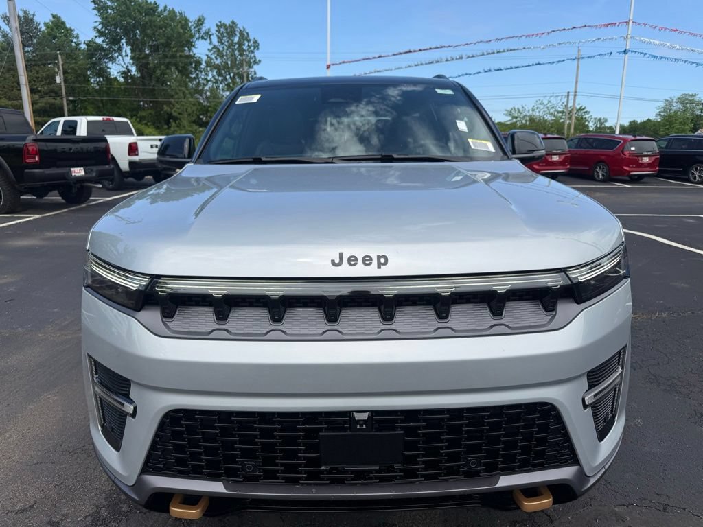 New 2026 Jeep Grand Wagoneer 4WD image 2
