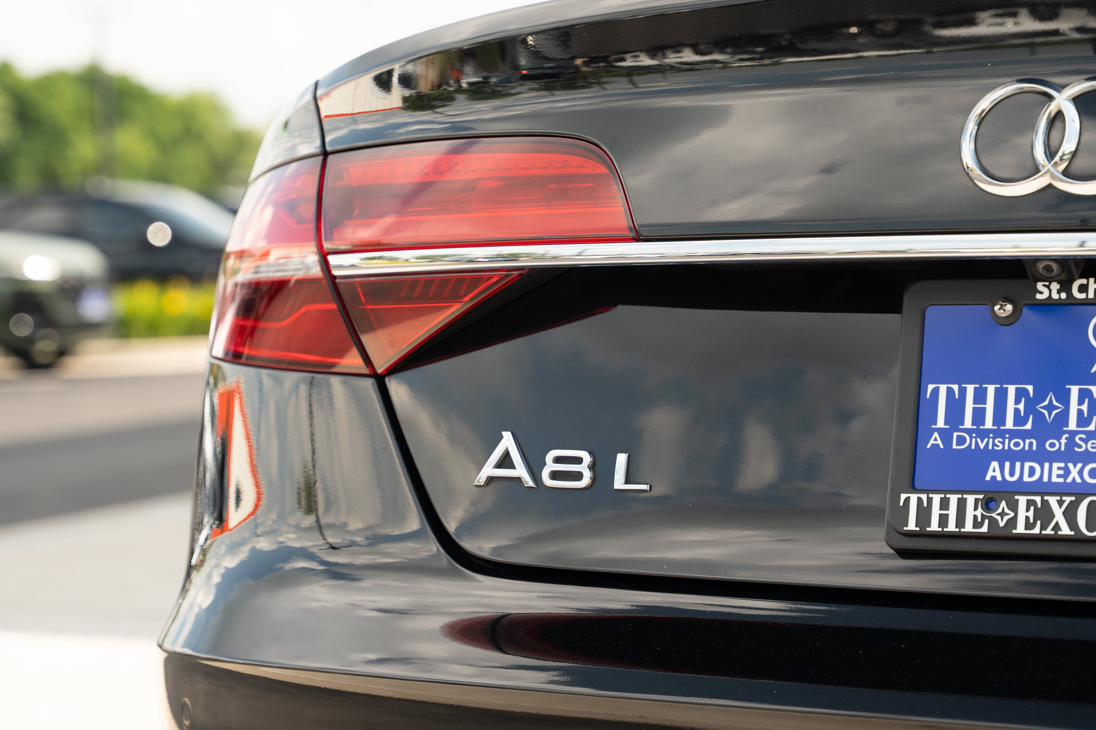 Used 2017 Audi A8 L 4.0T w/ Driver Assistance Package AWD/4WD image 31