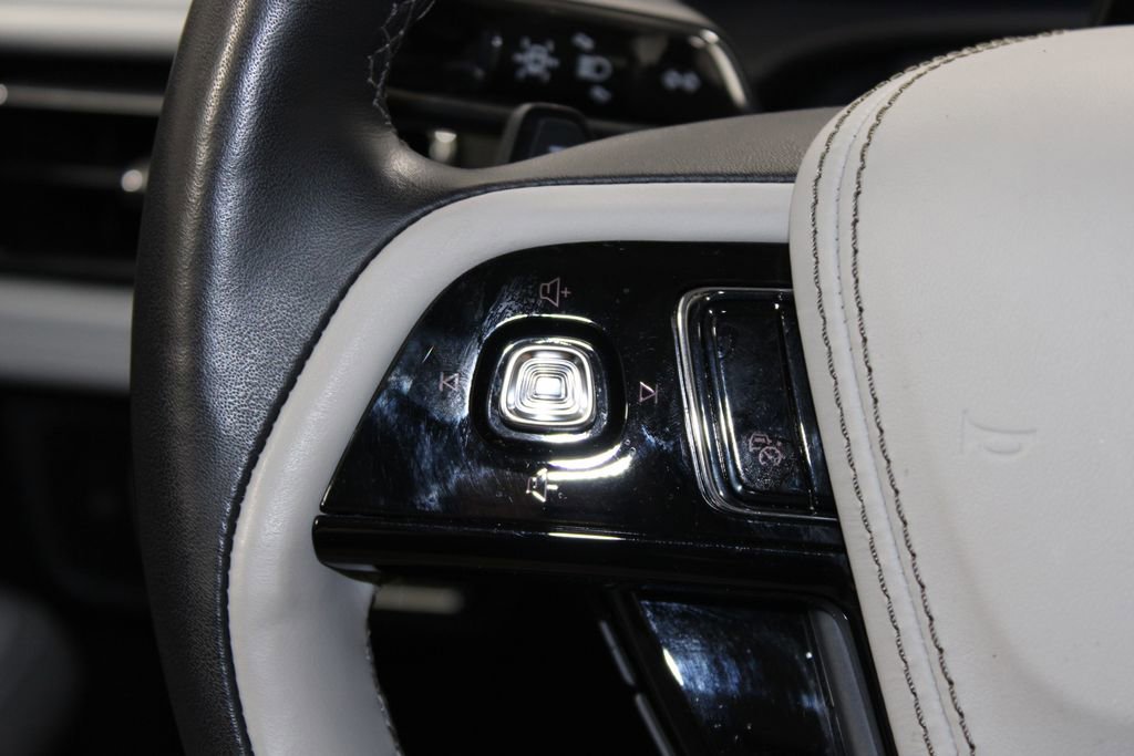 Used 2025 Lincoln Aviator Reserve w/ Illumination Package image 39