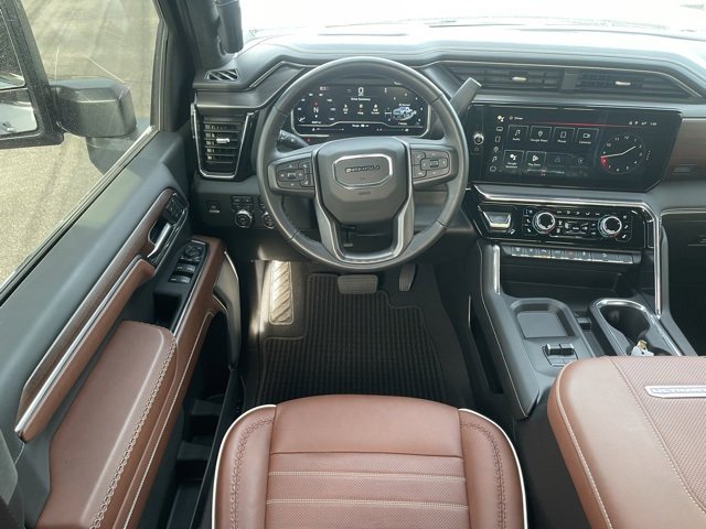 Used 2024 GMC Sierra 2500 Denali Ultimate image 19