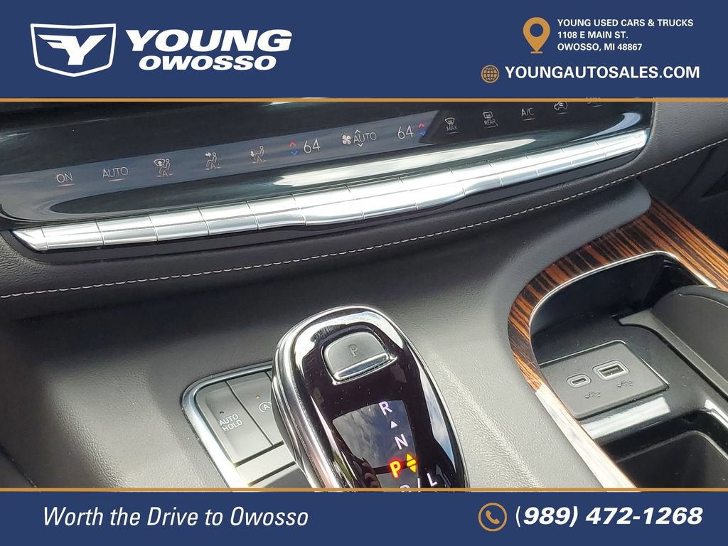 Certified 2024 Cadillac Escalade Premium Luxury w/ LPO, Floor Liner Package AWD/4WD image 20