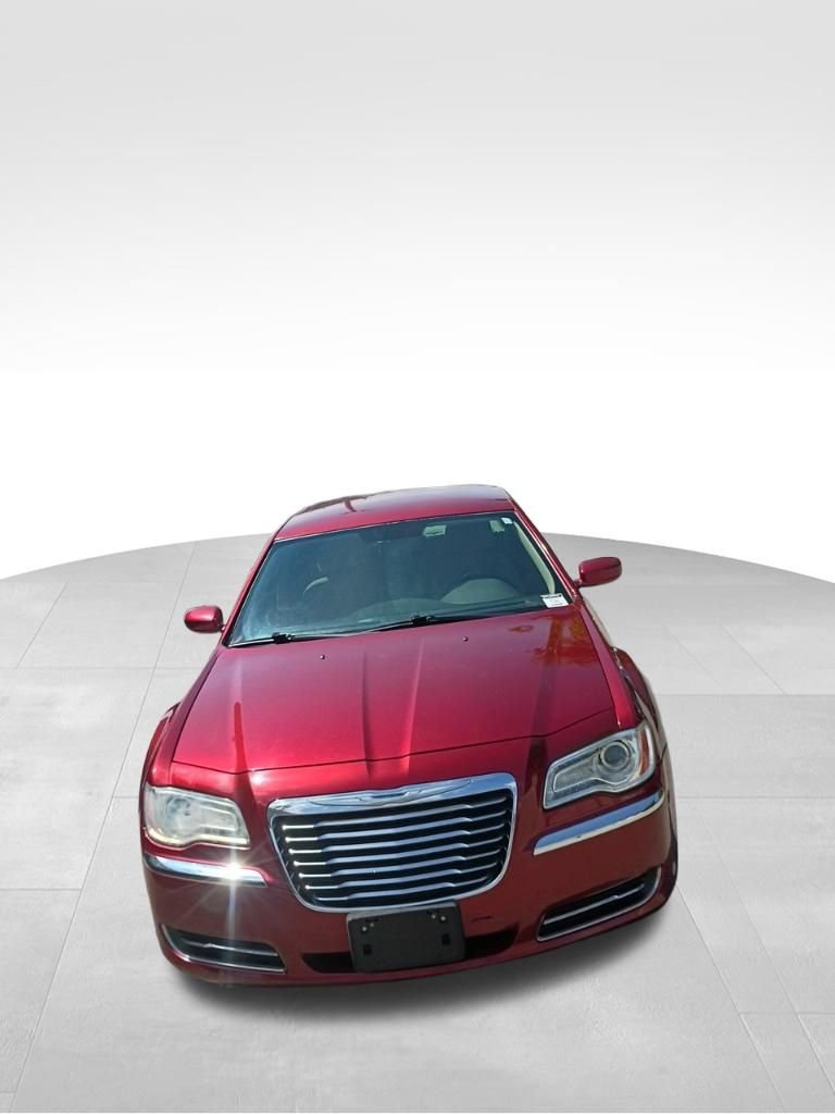 Used 2012 Chrysler 300 RWD image 9