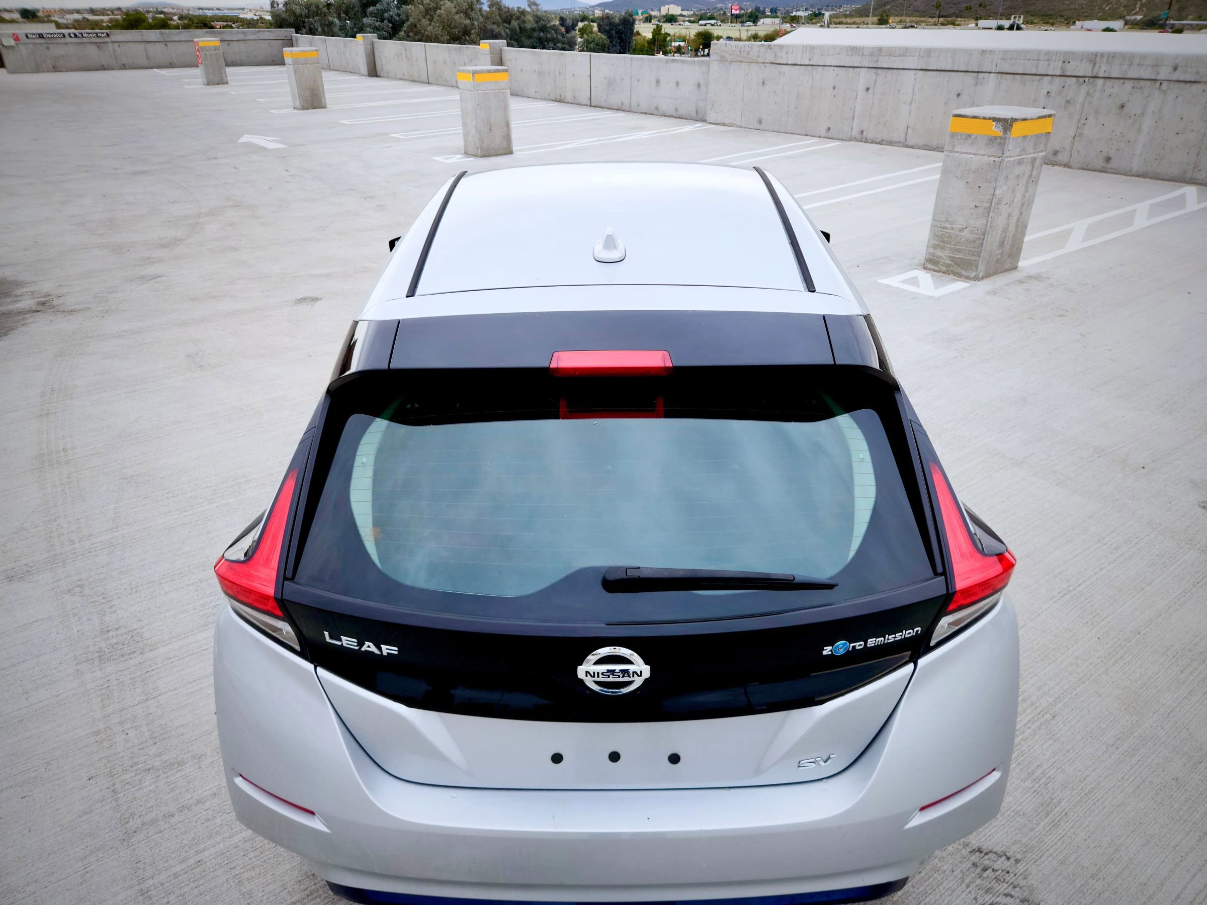 Used 2018 Nissan Leaf SV FWD image 5