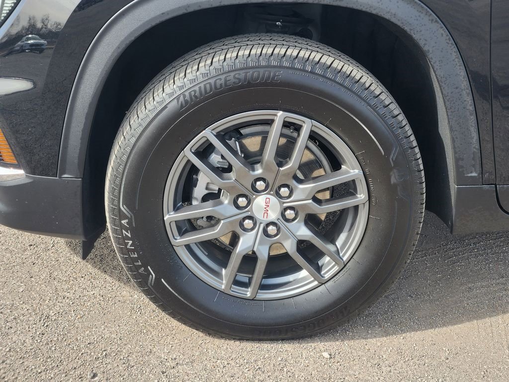 Used 2025 GMC Acadia Elevation FWD image 13