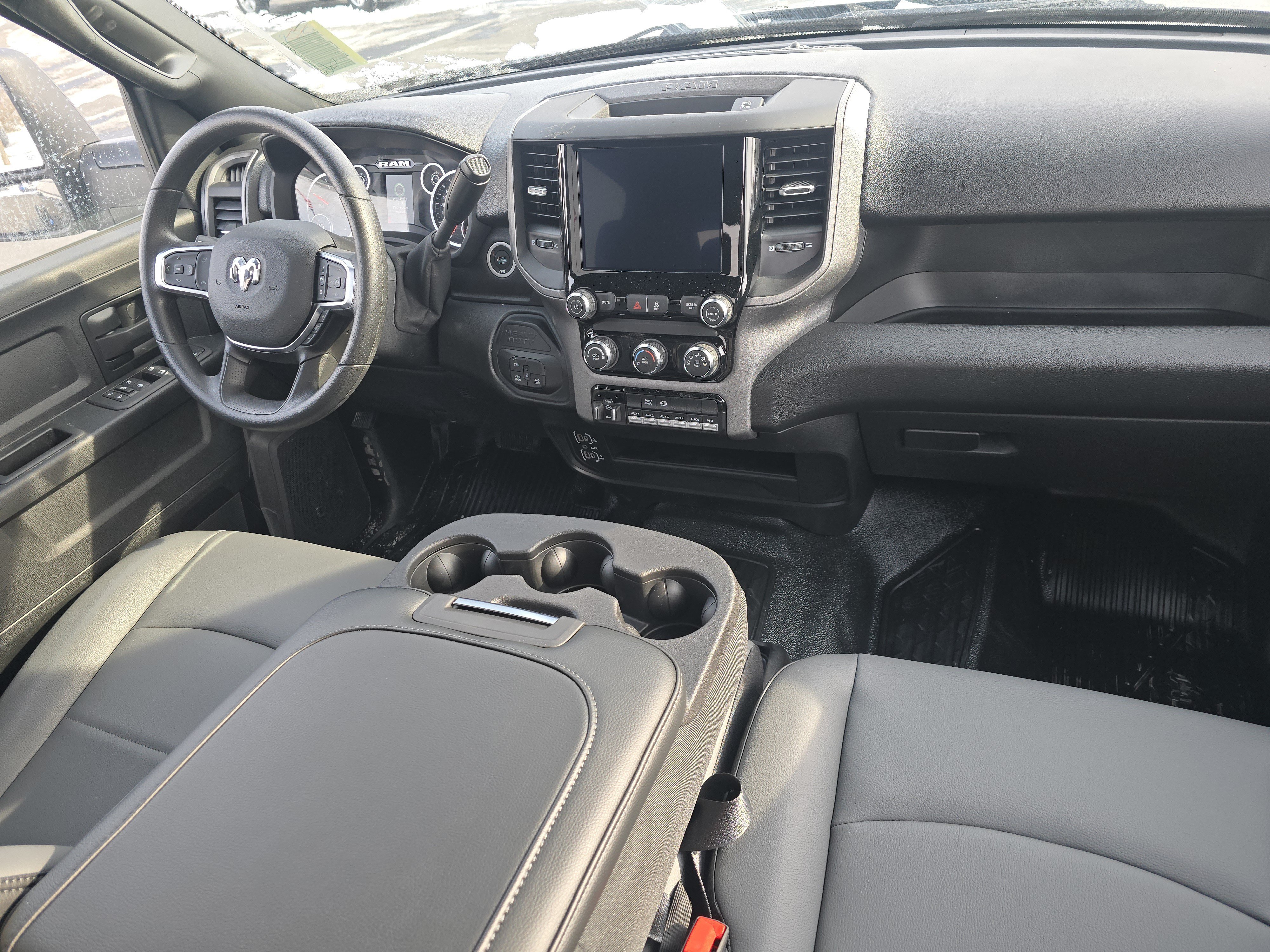New 2026 RAM 5500 Tradesman w/ Chrome Appearance Group AWD/4WD image 22