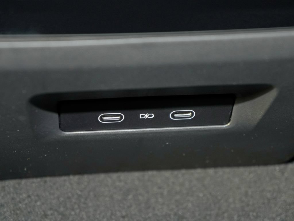 New 2026 Porsche Macan 4 Electric AWD/4WD image 36