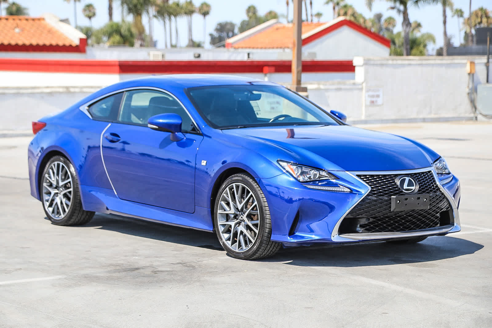 Used 2016 Lexus RC 200t RWD image 4