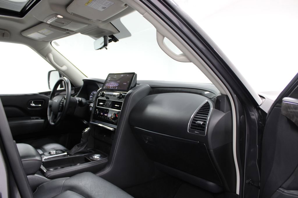 Used 2024 INFINITI QX80 Luxe image 32