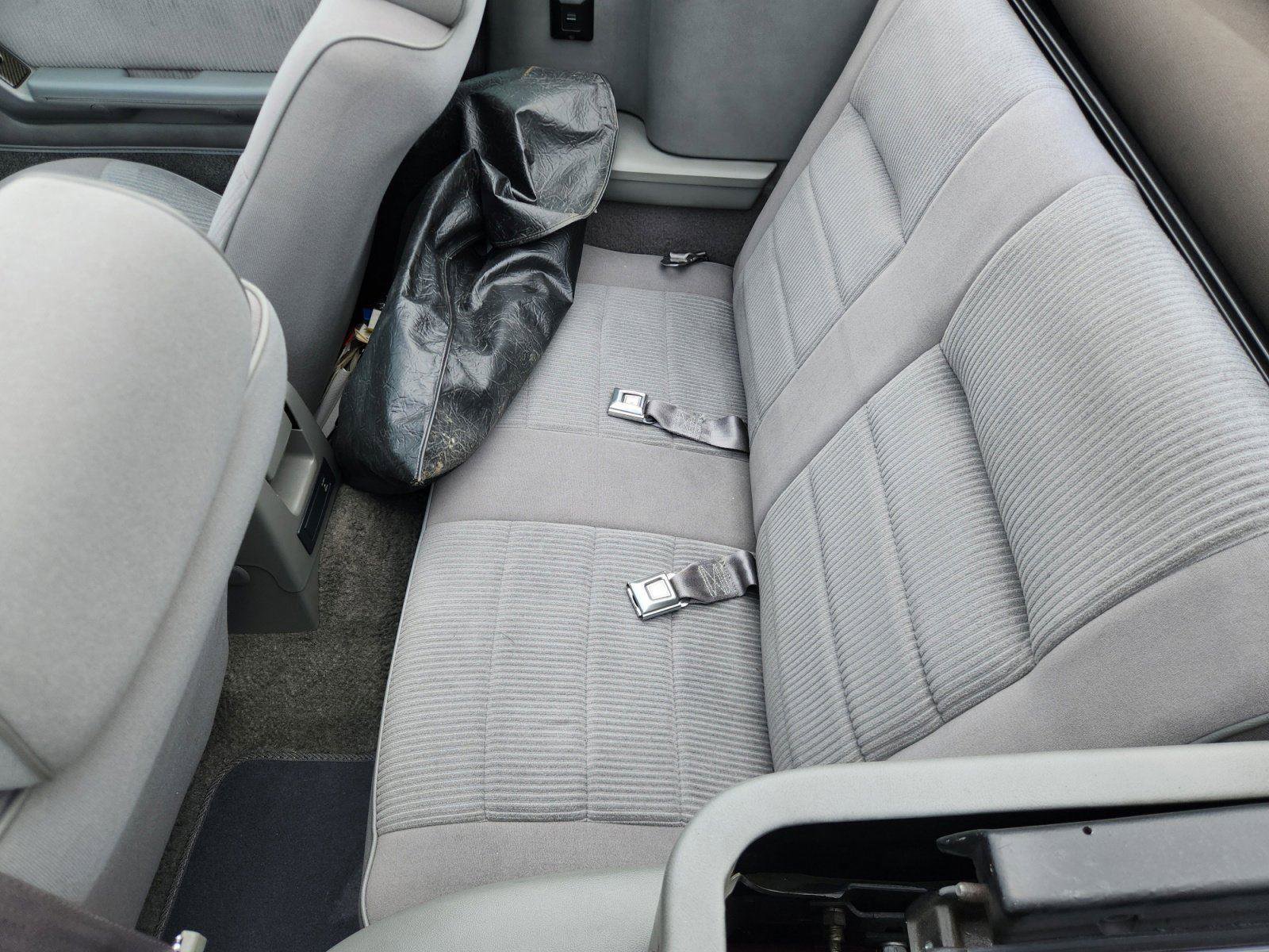 Used 1988 Ford Mustang LX RWD image 11