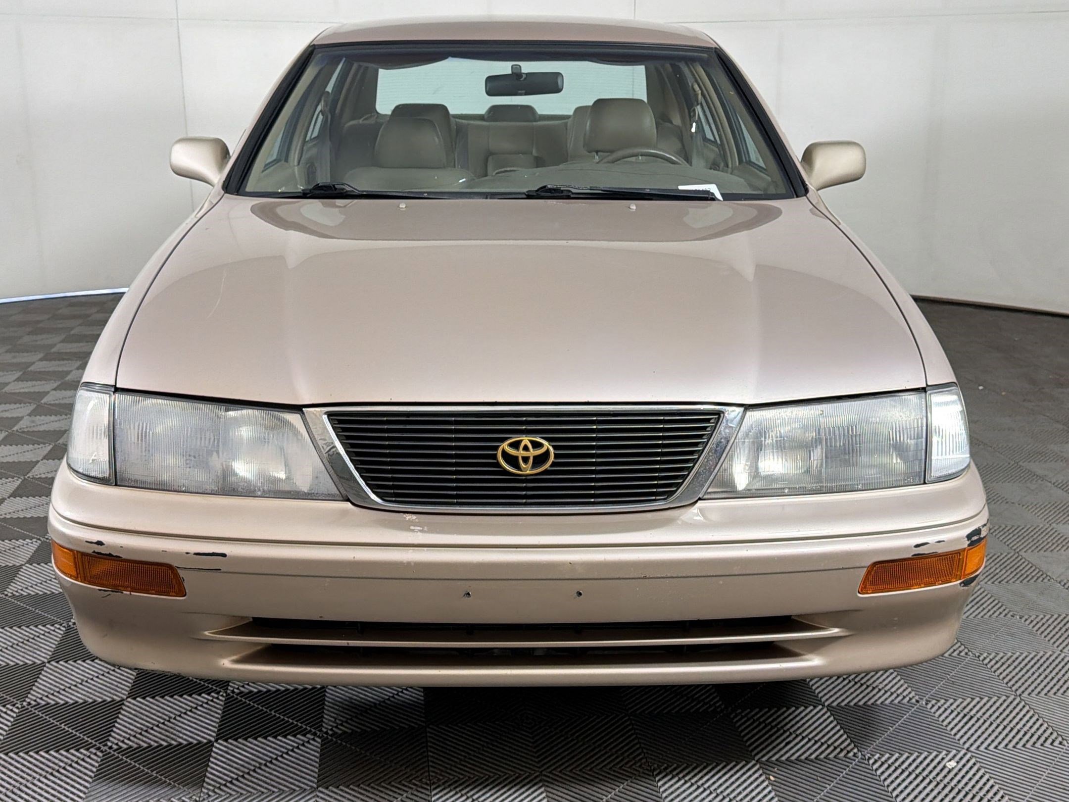 Used 1996 Toyota Avalon XL FWD image 6