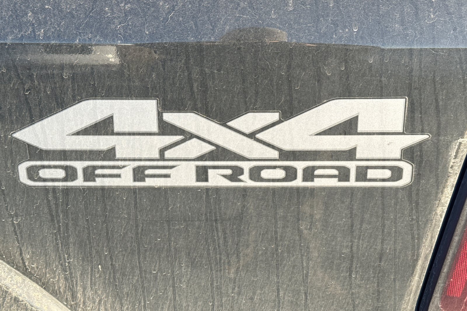 Used 2020 RAM 2500 Laramie w/ Night Edition AWD/4WD image 6