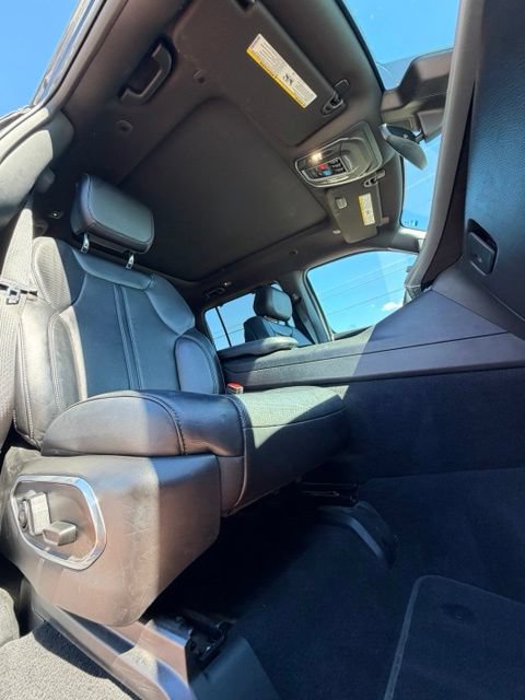 Used 2022 Jeep Wagoneer Series I w/ Convenience Group I AWD/4WD image 14