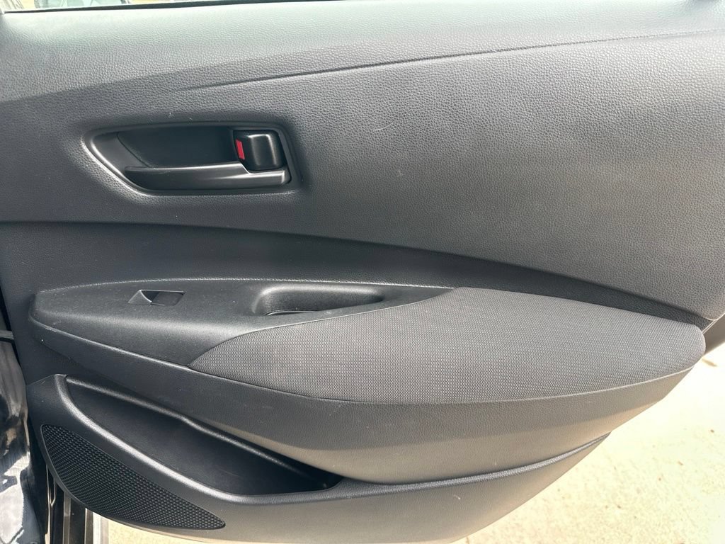 Used 2023 Toyota Corolla LE FWD image 23