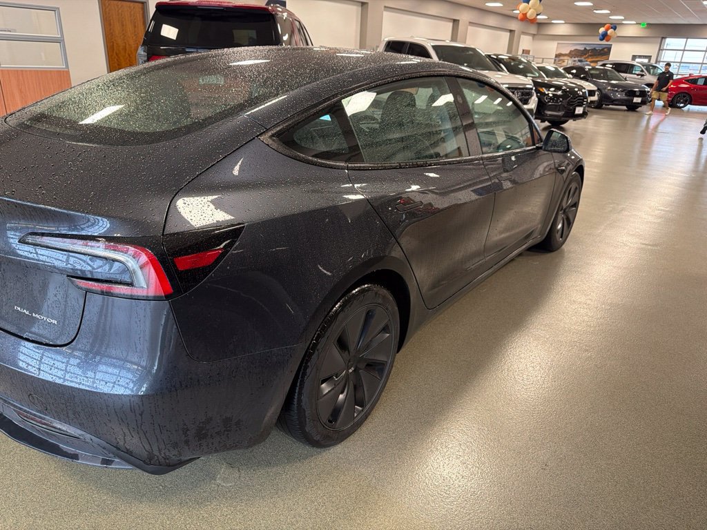 Used 2024 Tesla Model 3 Long Range AWD/4WD image 4