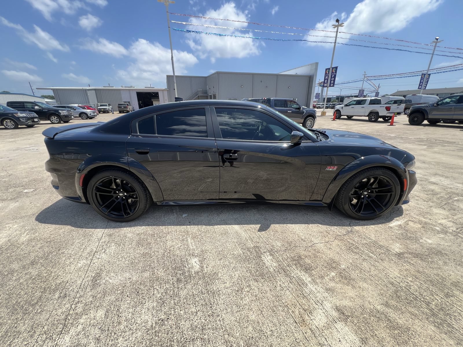 Used 2023 Dodge Charger Scat Pack RWD image 2