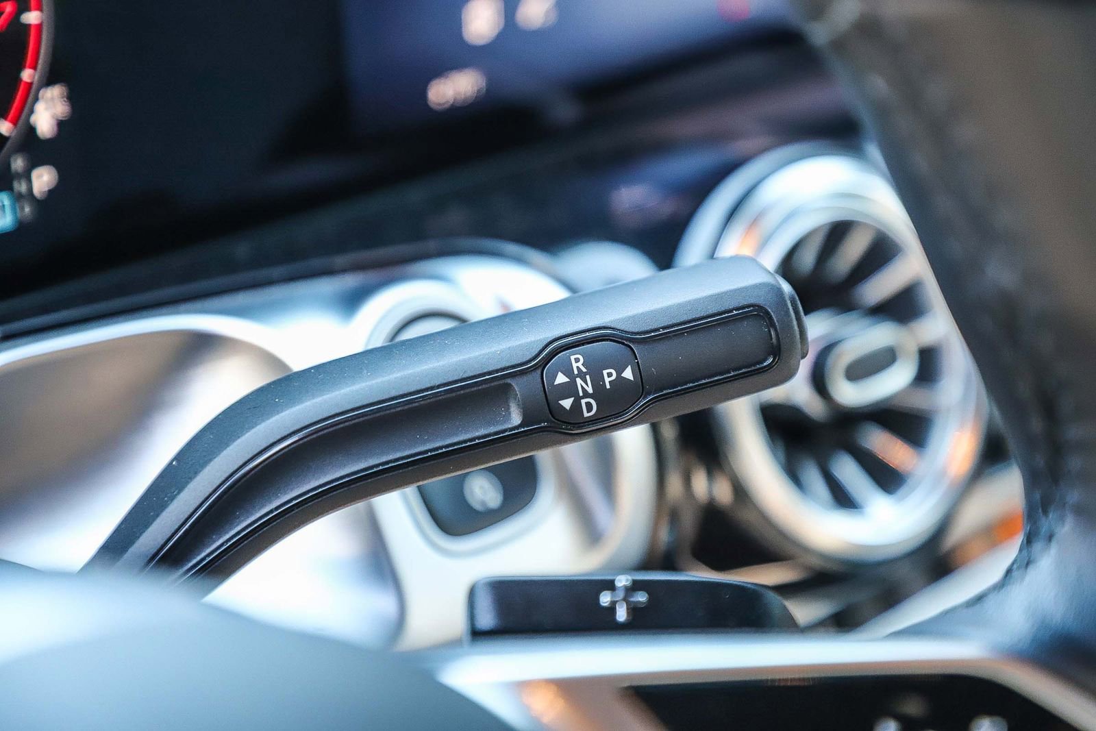 Certified 2025 Mercedes-Benz GLB 250 4MATIC image 20