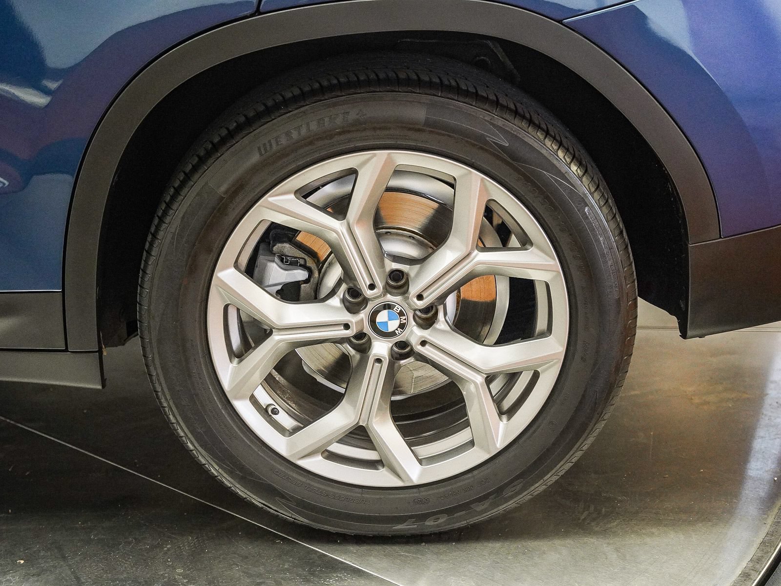 Used 2022 BMW X3 sDrive30i w/ Premium Package 2 RWD image 11