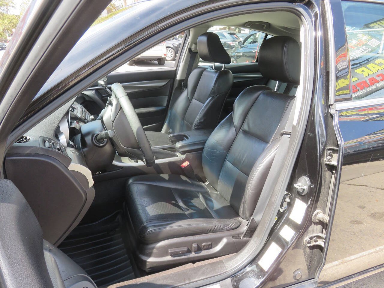 Used 2009 Acura TL w/ Technology Package FWD image 10