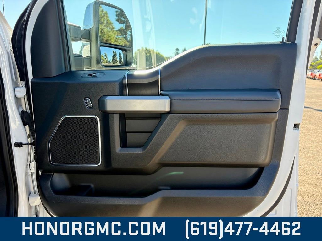 Used 2019 Ford F350 Platinum w/ Platinum Ultimate Package image 28