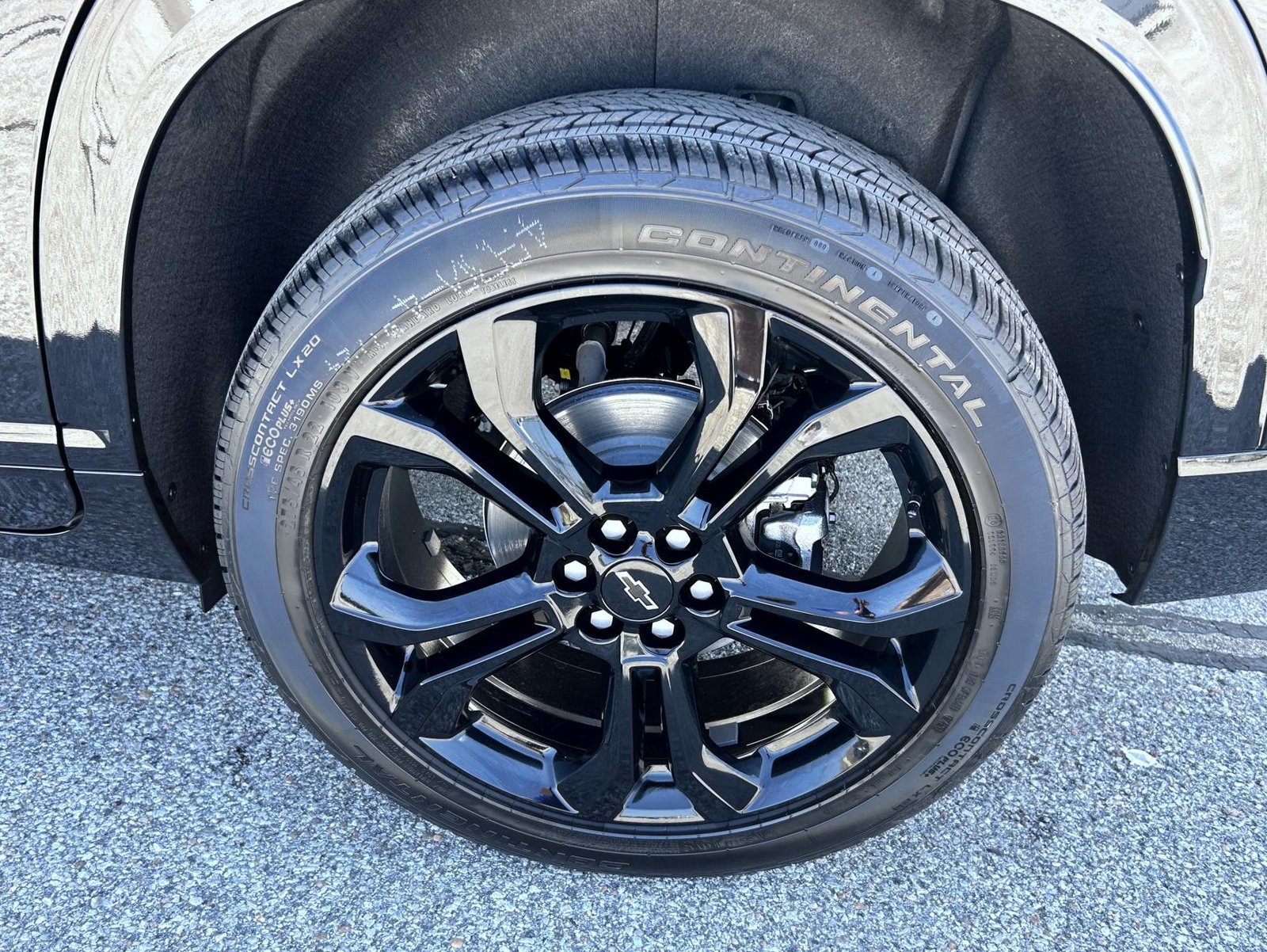 New 2027 Chevrolet Traverse RS AWD/4WD image 24