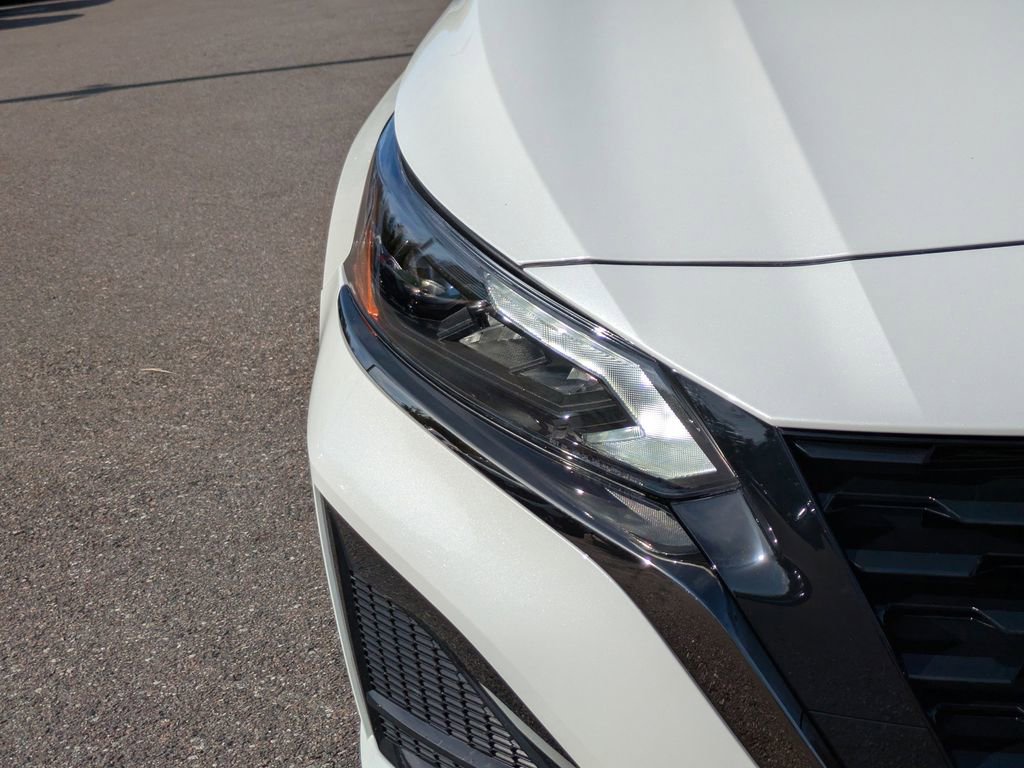 Used 2025 Nissan Altima 2.5 SR w/ SR Premium Package image 10