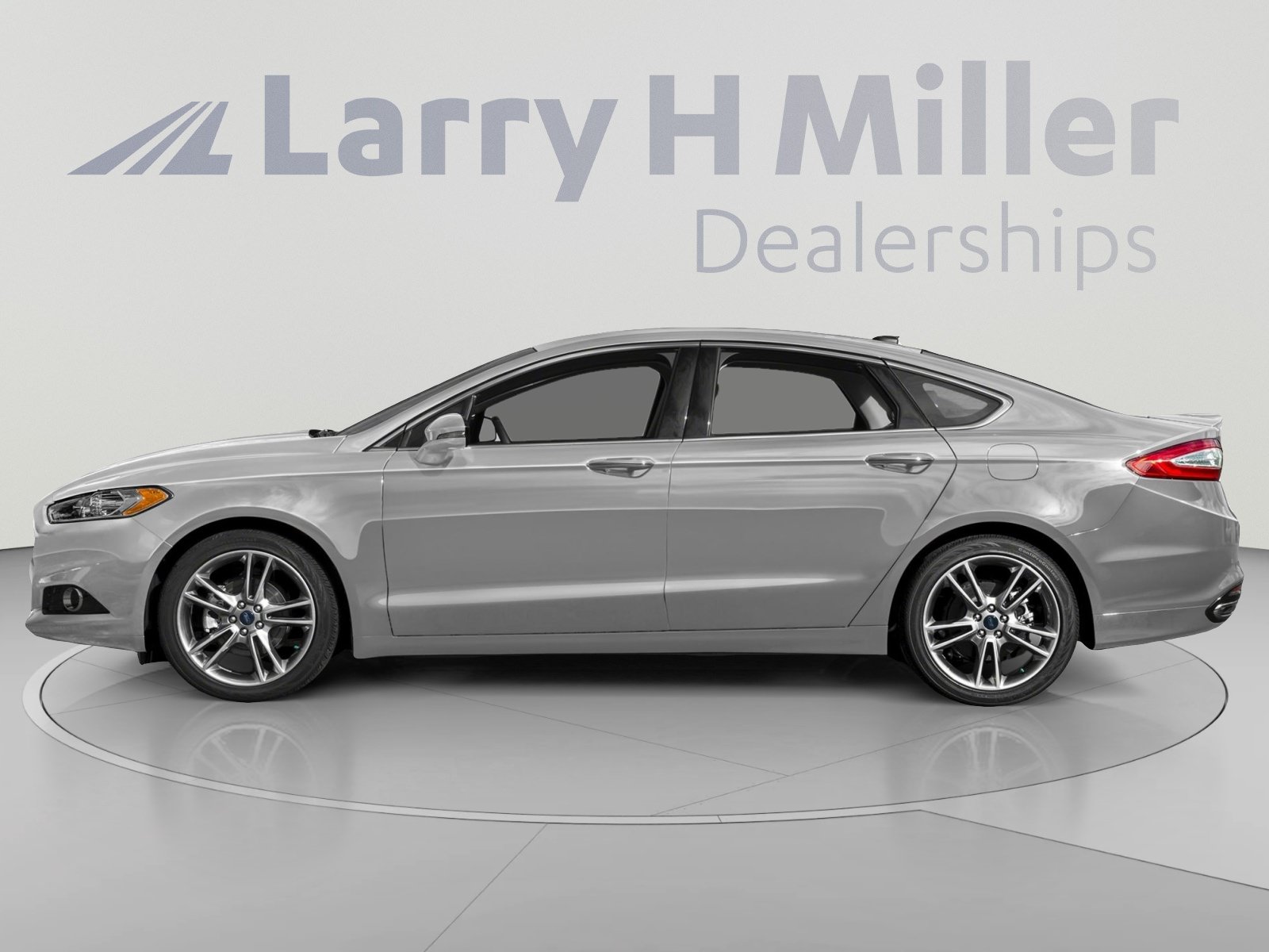Used 2016 Ford Fusion Titanium FWD image 3
