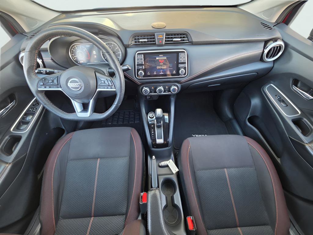 Used 2021 Nissan Versa SR FWD image 21