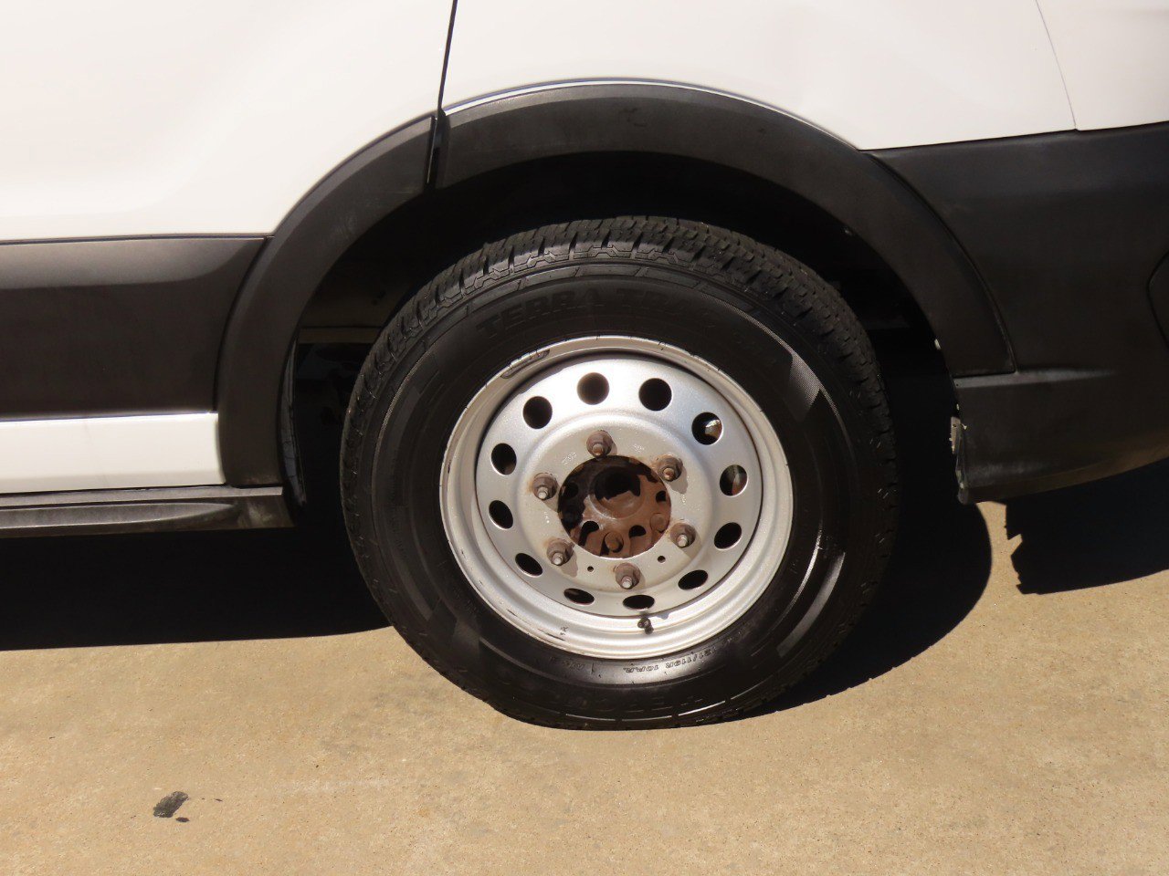 Certified 2023 Ford Transit 250 Medium Roof image 9