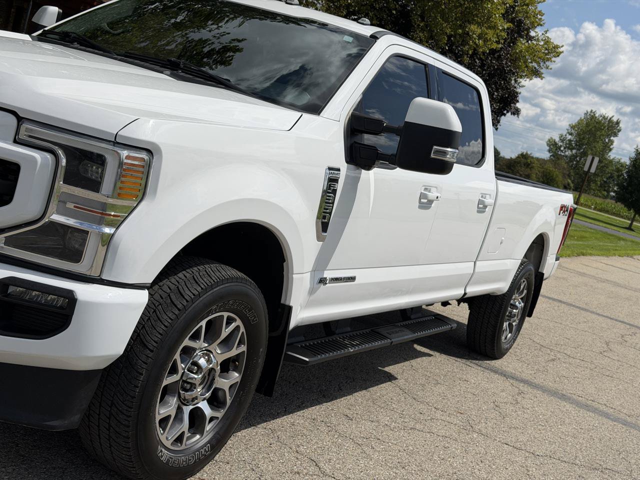 Used 2022 Ford F350 Lariat w/ Lariat Ultimate Package AWD/4WD image 11