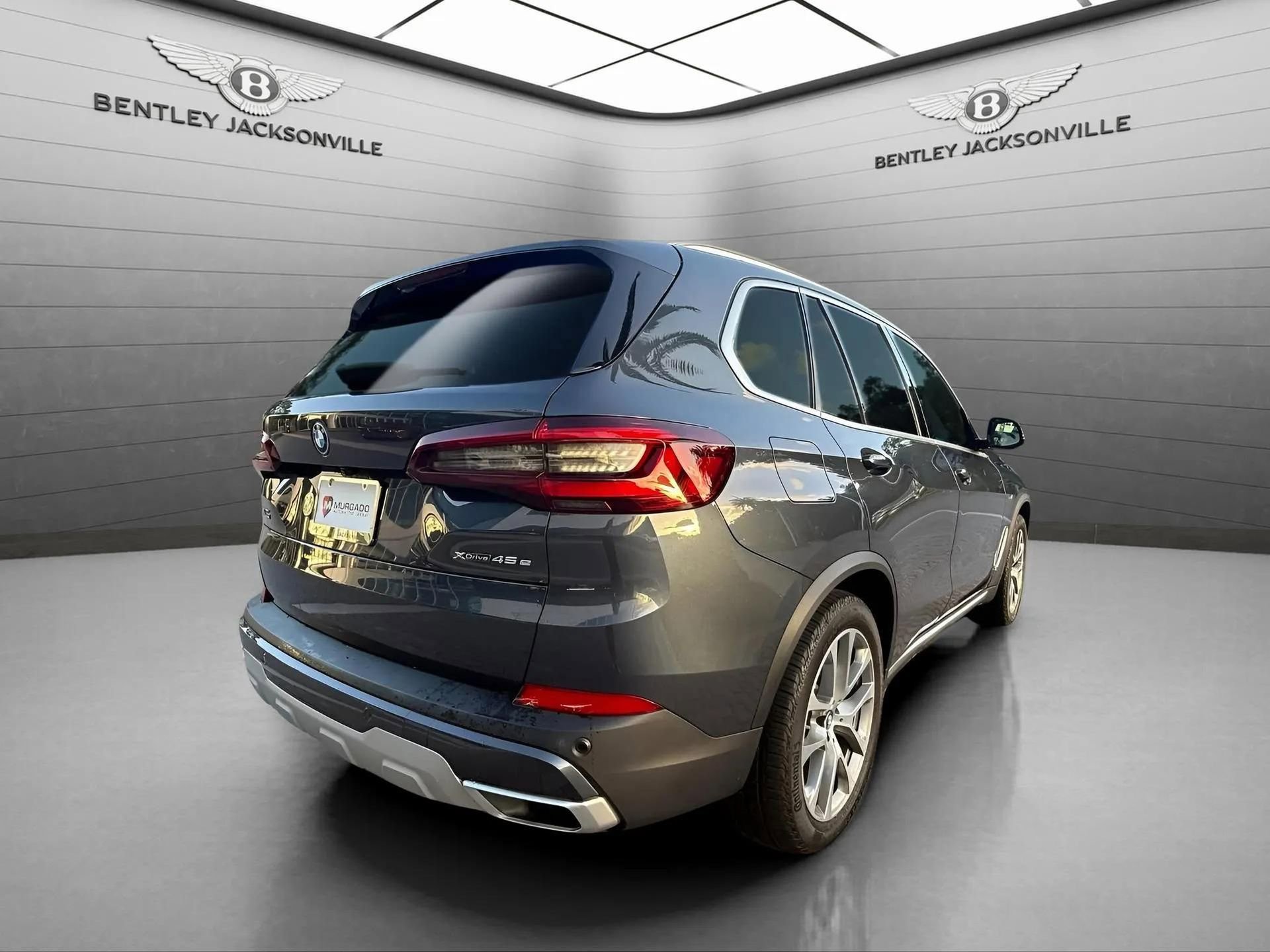 Used 2022 BMW X5 xDrive45e w/ Climate Comfort Package image 10