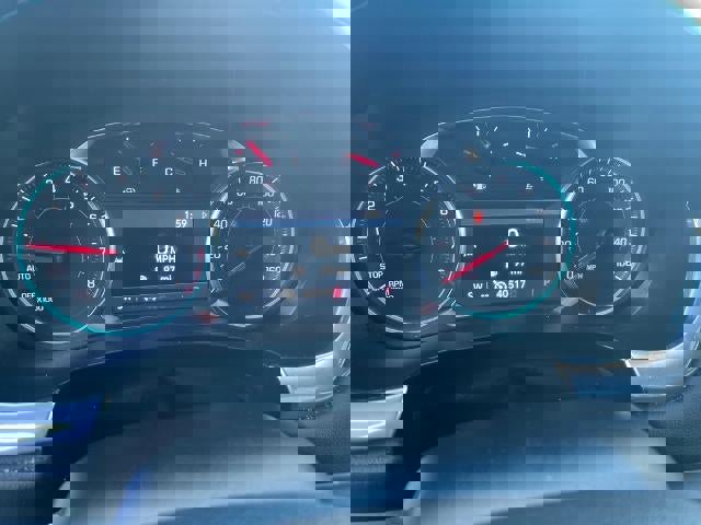 Used 2023 Chevrolet Traverse LT image 11