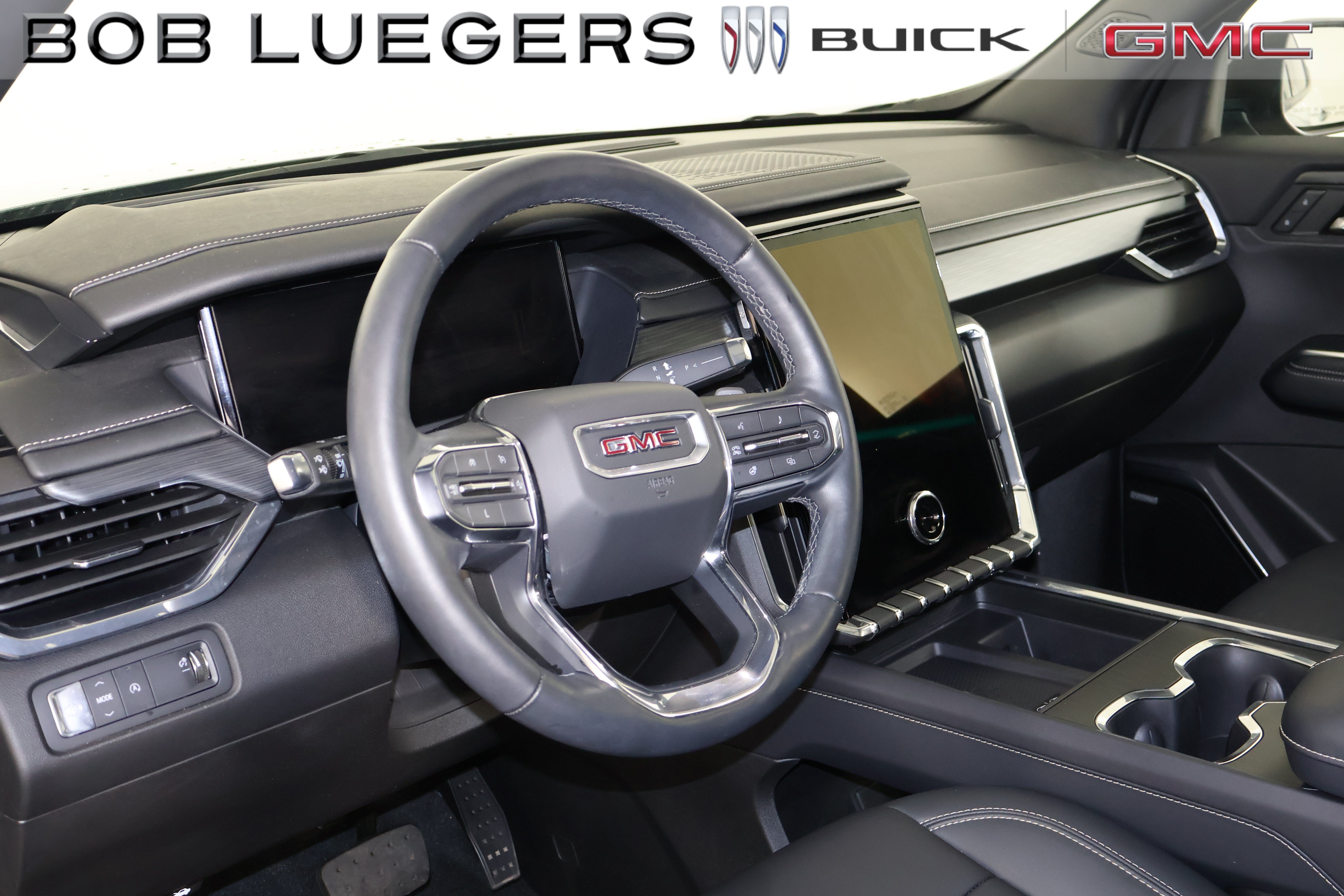 Certified 2024 GMC Acadia Elevation w/ Luxury Package FWD image 9