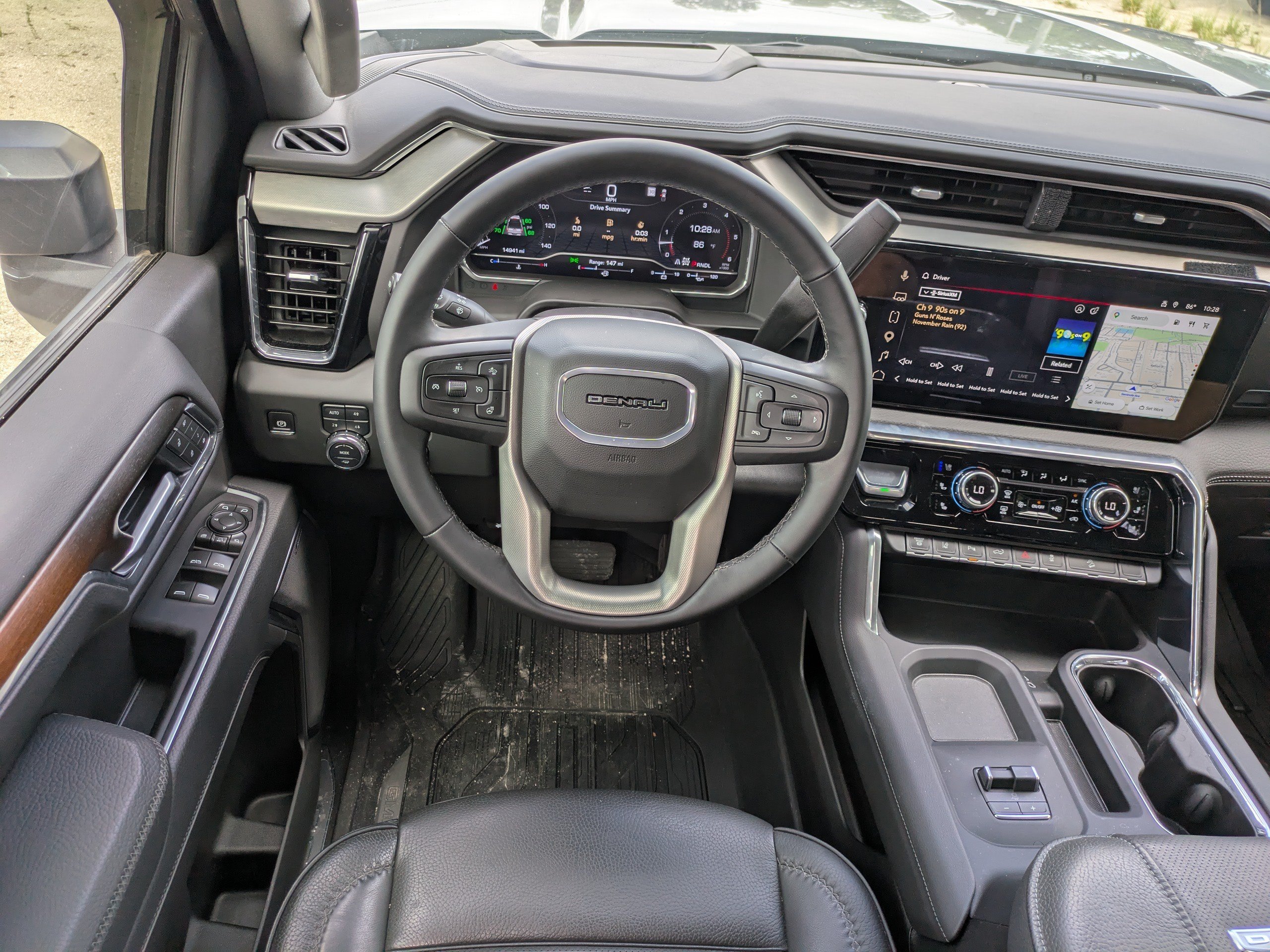 Used 2025 GMC Sierra 2500 Denali w/ Technology Package AWD/4WD image 14