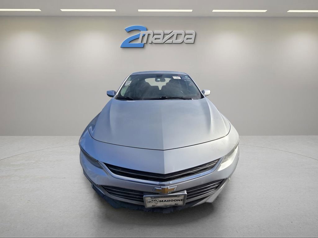 Used 2017 Chevrolet Malibu LT w/ Leather Package image 18