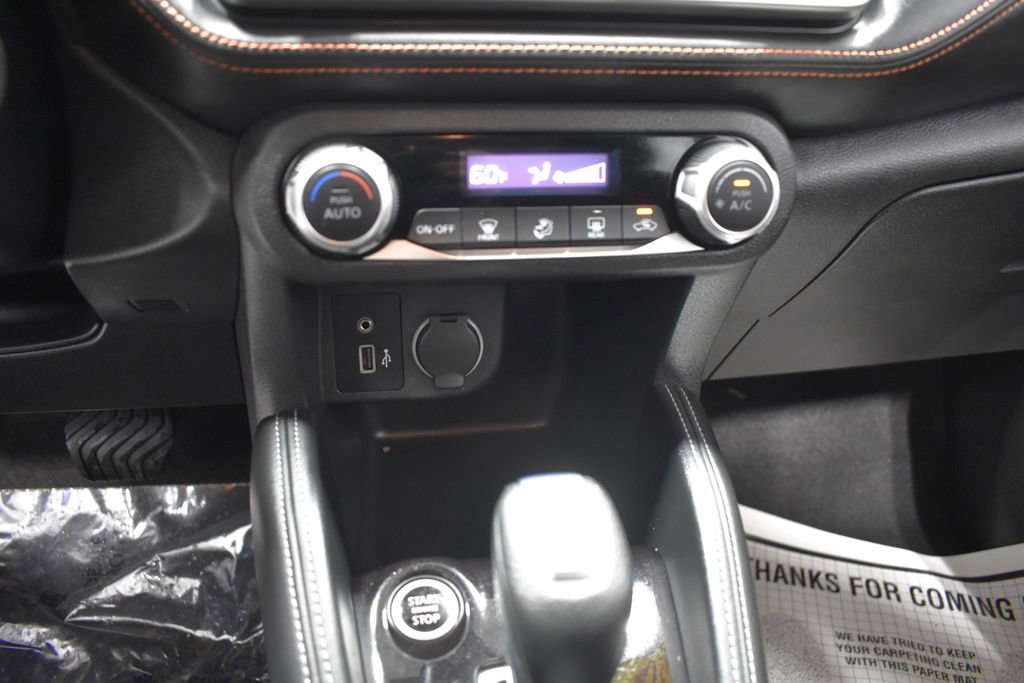 Used 2020 Nissan Kicks SR image 18