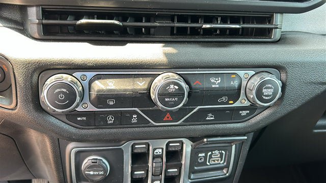 Certified 2025 Jeep Wrangler Unlimited Sport AWD/4WD image 18