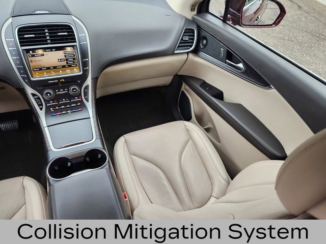 Used 2019 Lincoln Nautilus Reserve w/ Driver Assistance Package image 15