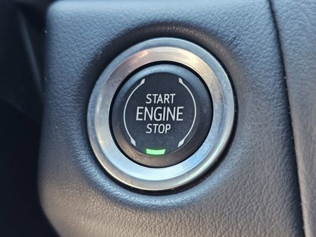Used 2023 GMC Yukon XL AT4 w/ AT4 Premium Plus Package AWD/4WD image 26