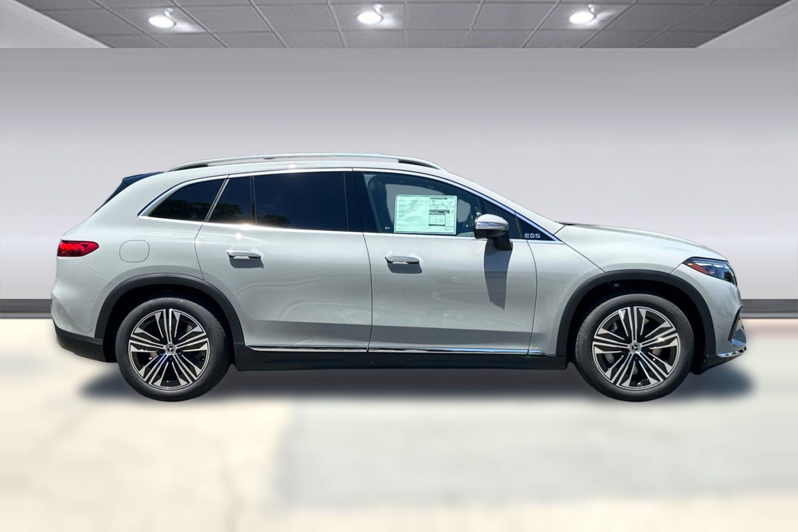 New 2026 Mercedes-Benz EQS 400 4MATIC SUV image 6