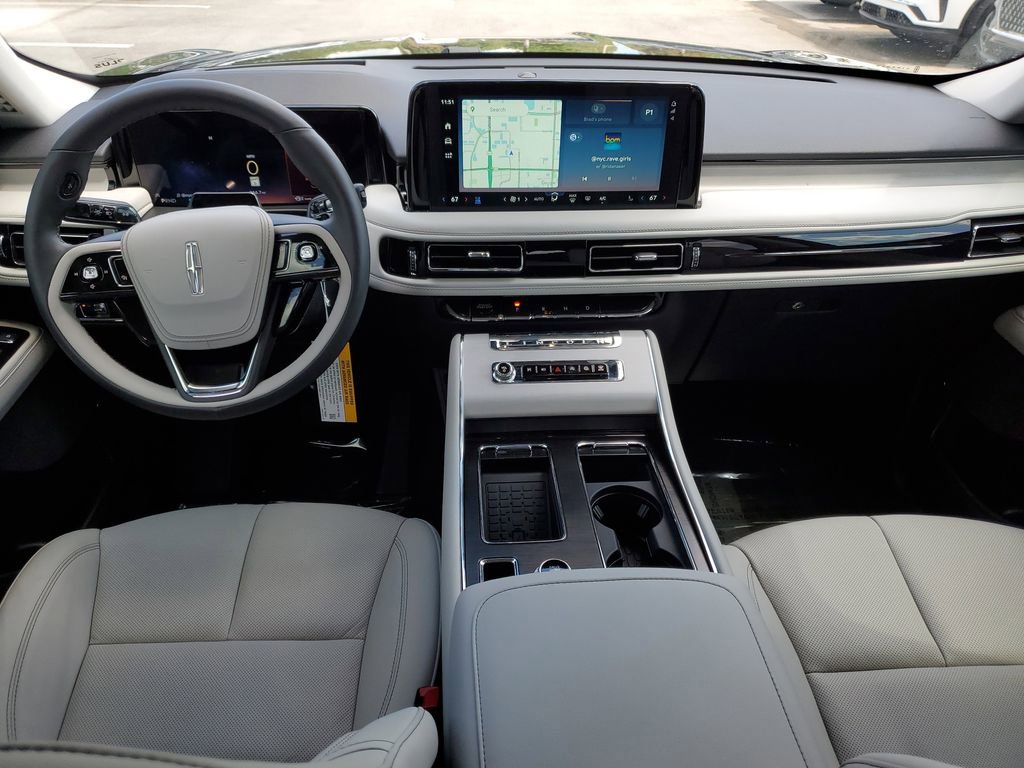 New 2026 Lincoln Aviator Reserve w/ Jet Appearance Package RWD image 14