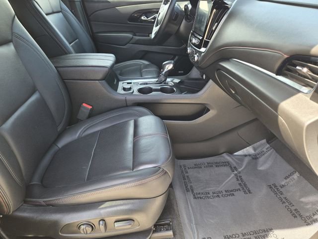 Used 2023 Chevrolet Traverse RS AWD/4WD image 14