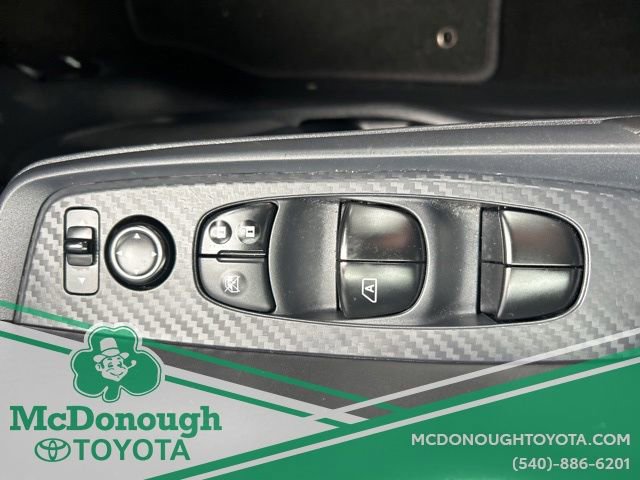 Used 2024 Nissan Sentra SV image 18