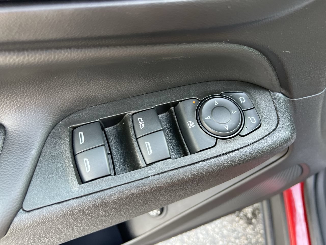 Used 2024 Chevrolet Equinox LT AWD/4WD image 15