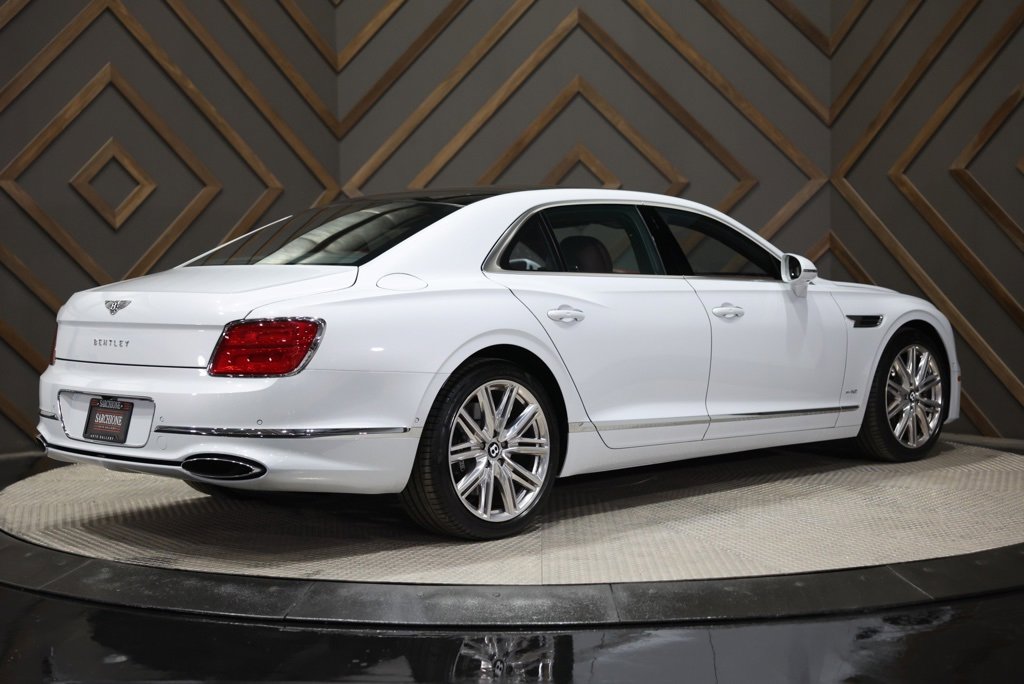 Used 2020 Bentley Flying Spur W12 image 3